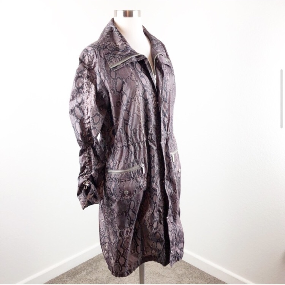 Michael Kors python snake print raincoat - Picture 3 of 8